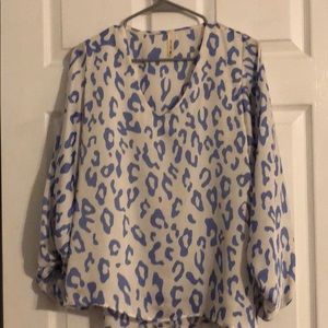Periwinkle leopard quarter length blouse
